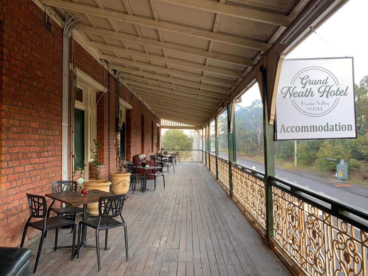 Neath Hotel Bagian luar foto